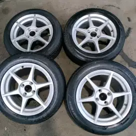 Velg buddy club P1 racing ring 15 pcd 4x100 ET 40 ban 185/60 R15 4pcs