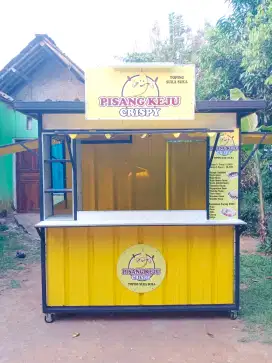 Booth container