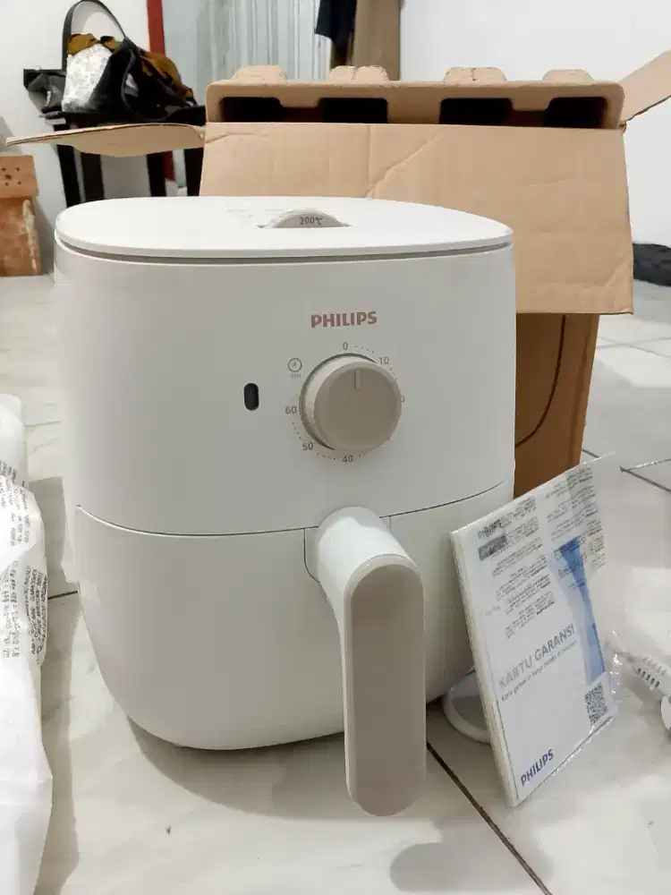 Airfryer Polytron Belum pernah kepake alias Masih Baru!!