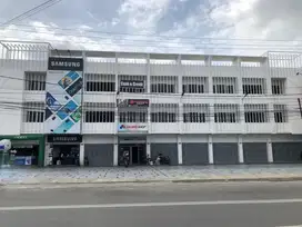 Ruko di J City ( Hadap Jalan Karya Wisata )