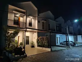 Rumah Villa Ada Kolam Renang Cluster Bandung Hijau Utara