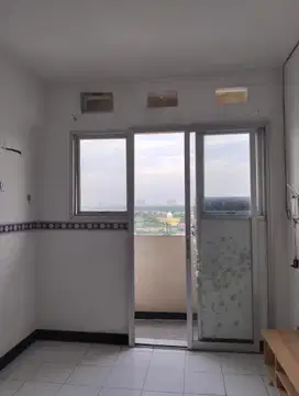 DISEWAKAN APARTEMEN SENTRA TIMUR RESIDENCE KOSONGAN