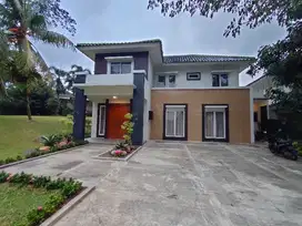 rumah bagus private pool di cluster sentul city