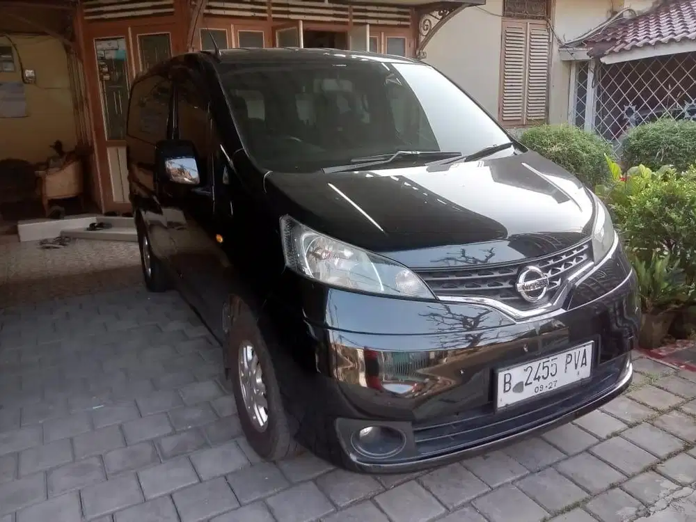 Nissan Evalia XV M/T 2012 Hitam
