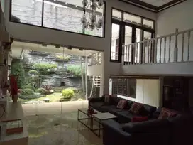 Disewakan Rumah 2 Lantai di Jl. Budisari, Kota Bandung