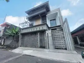 Rumah Baru Tengah Kota Dekat Hotel Alila Jajar Laweyan