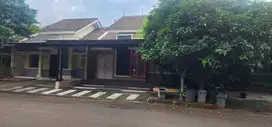 Dijual rumah grand wisata LT 144 depan taman harga MURAH