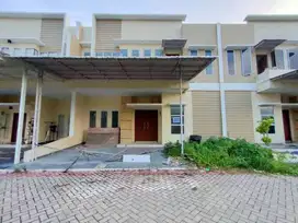 Dijual / Disewakan Rumah Cluster mewah 2lt di Jl. Soekarno Hatta