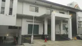 DISEWA DAN JUAL TEMPAT USAHA/ RUMAH WIJAYA KEBAYORAN BARU JAKARTA SELA
