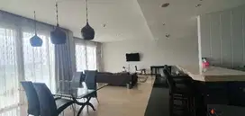 Rent a cozy 3BR Nirvana Kemang huge balcony