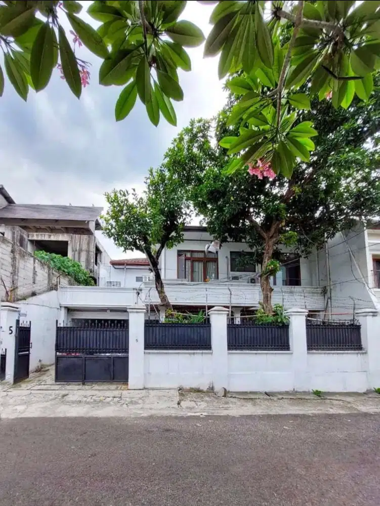 Rumah Mewah Dijual Siap Huni Di Cipete Jakarta Selatan