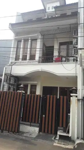 Kost di Kelapa Gading Full Terisi Bagus Buat Investasi