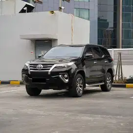 TOYOTA FORTUNER VRZ 4X2 DIESEL NO MINUS, LIKE NEW, LOW KM, SIAP PAKAI