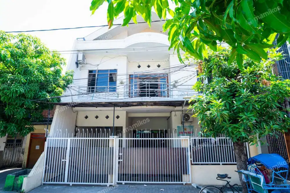 Jual Cepat Rumah Kost Aktif 2 Lt, Gubeng Kertajaya Surabaya.