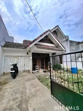 Dijual Rumah Strategis Di Cipadu Tangerang