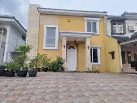 dijual rumah bagus siap huni di sentul