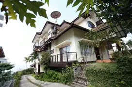 Dijual Villa Full Furnish Strategis di Panderman Hills Boulevard Batu