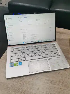 ASUS ZenBook 13 - UX333FN, Intel Core i7-8565U, Ram 16GB / 512GB SSD