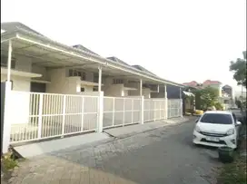 Rumah Cluster Syariah Free Canopi Bs Inhouse, Medokan Ayu, Rungkut