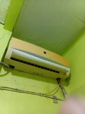 Service AC bongkar pasang AC tukang AC panggilan isi freon AC