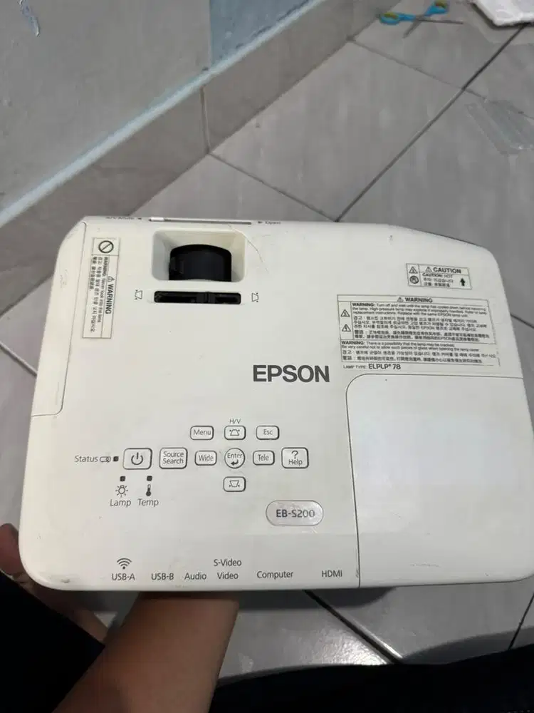 Proyektor epson ebs200