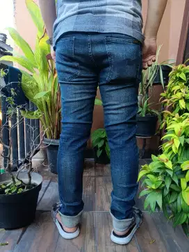 Jeans panjang nudie