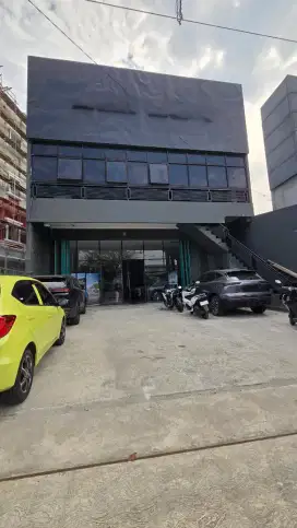 Ruko Gandeng 3Lantai siap pakai, lokasi strategis pusat kota bekasi