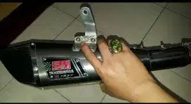 Knalpot ORI Japan Yoshimura R11, satu set pipa dari leher