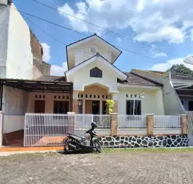 Rumah Ungaran dekat pintu tol