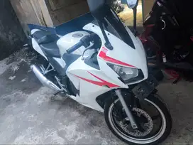Di jual cepat CBR 150R