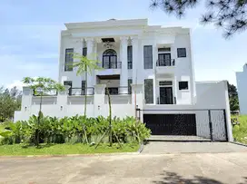 Dijual rumah mewah dan bagus di sentul city