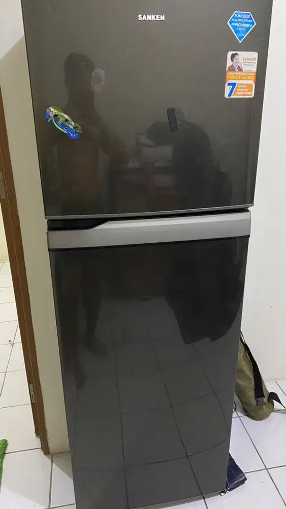 Kulkas sanken 2 pintu
