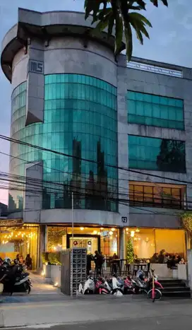 Dijual cepat gefing 5 lantai di daerah grogol jakarta barat