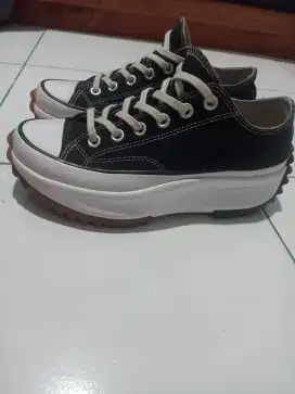 Sepatu Converse Chuck Taylor Run Star Hike Low Black