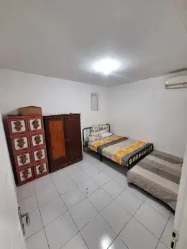 Di sewakan kost/ rumah dekat binus anggrek