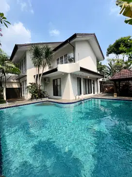 RUMAH CANTIK SIAP HUNI LOKASI DALAM KOMPLEK AMPERA - CILANDAK JAKARTA