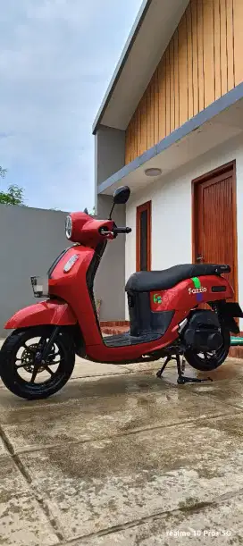 Dijual cepat Yamaha Fazzio 2024 glossy