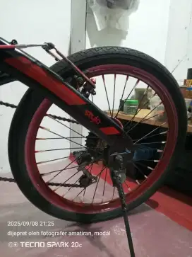 Sepeda lipat restorasi,basic exotic custom jadi UNITED