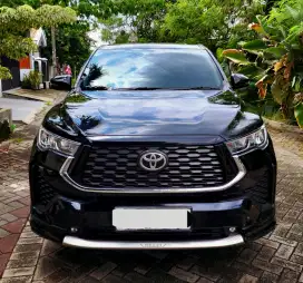 Innova Zenix V Hybrid modelista CVT 2023 (Low km)