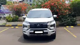 Km17rb mitsubishi xpander cross premium cvt 2023 putih