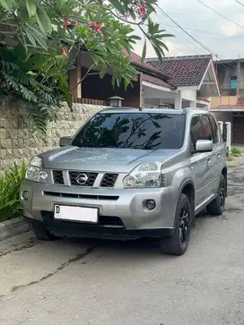 Nissan xtrail 2.0cc, fullset, terawat!
