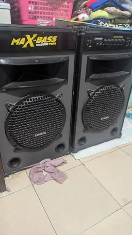 Salon speaker aktif