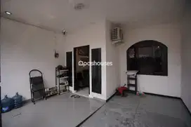 Dijual Cepat Rumah 3lantai Siap Huni Di Villa Mutiara Gading