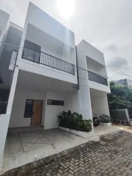 Rumah Baru Modern Minimalis Dp 0 hanya 2 Juta di Ciracas Jakarta Timur