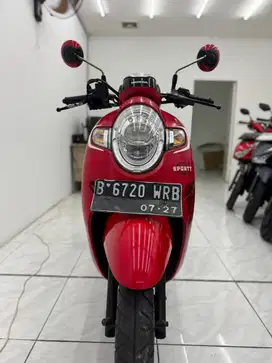 Dijual Honda Scoopy Donat 2017
