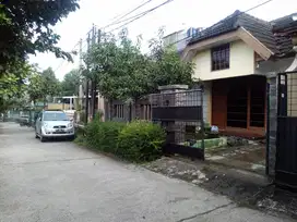 DIJUAL RUMAH DALAM KOMPLEK NYAMAN DAN ASRI UJUNG BERUNG