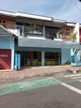 Rumah Dijual Lokasi di Jl. Brigjen Sudiarto Salatiga