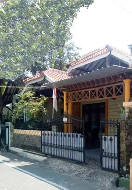 Rumah Dijual Lokasi Strategis di Jl. Wonodri Baru Semarang