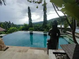Luxurious Ocean-View Villa in Loco Hill, Senggigi, Lombok