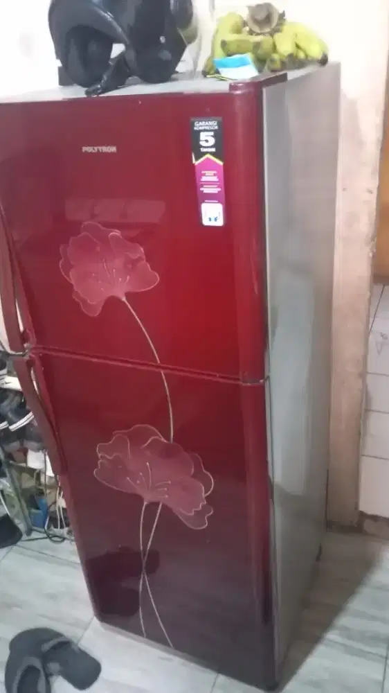 Polytron 2pintu nofrost